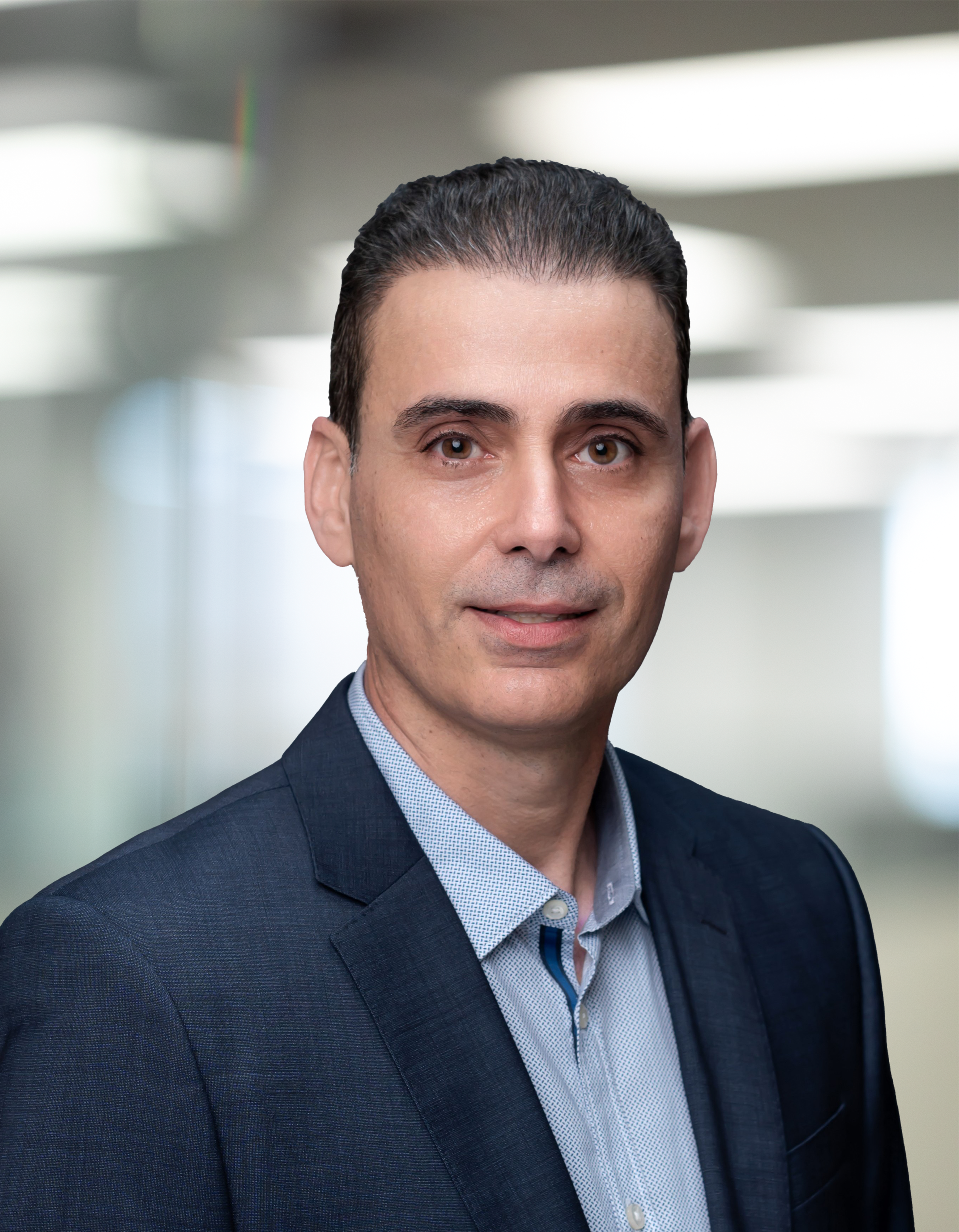 Corporate Headshot of Ofer Sela at BearCom